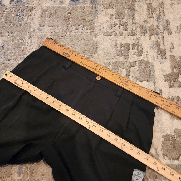 NWT Jamaica Jaxx 100% silk black flowy 9" shorts. Men's size 34 - Picture 12 of 15